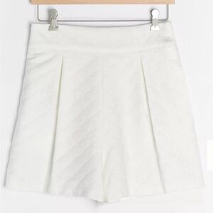 Monique Lhuillier White Textured Pleat Skort